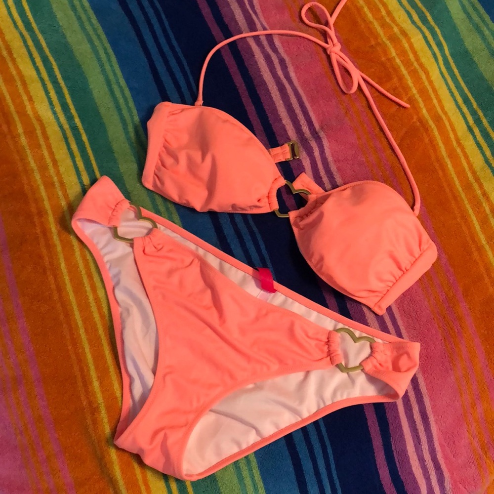 COPY - Coral colored bikini with gold hearts